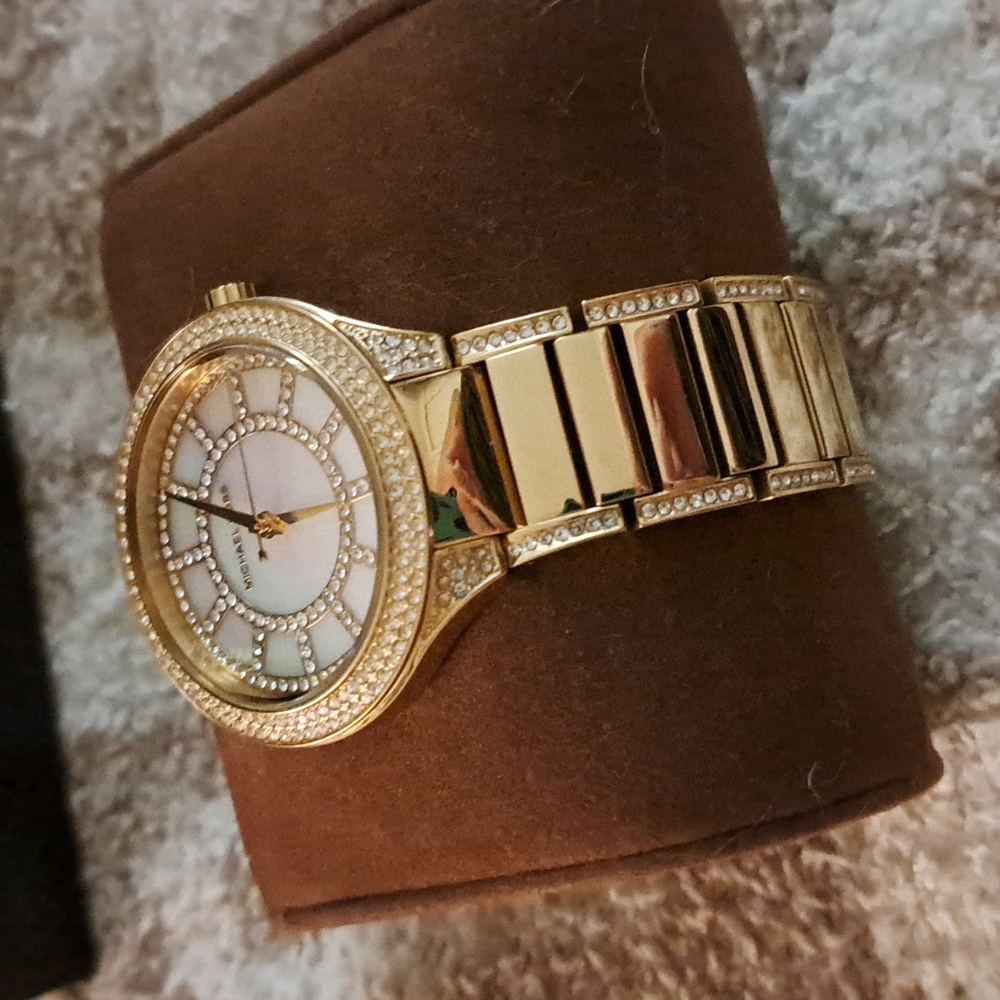Michael Kors Watch - Picture 7 of 7